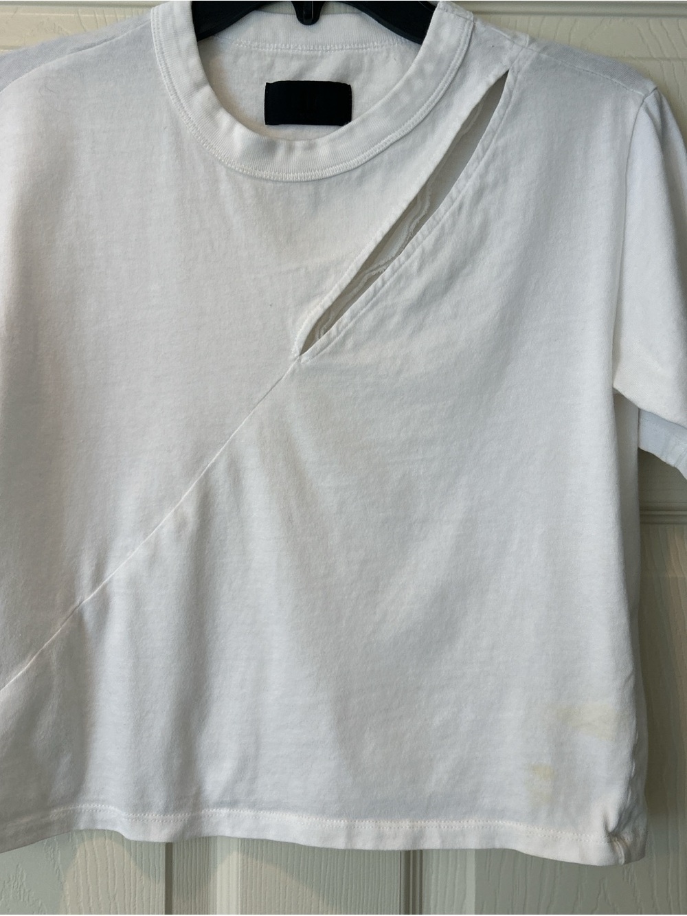 R+A White Ribbed-Collar Tee